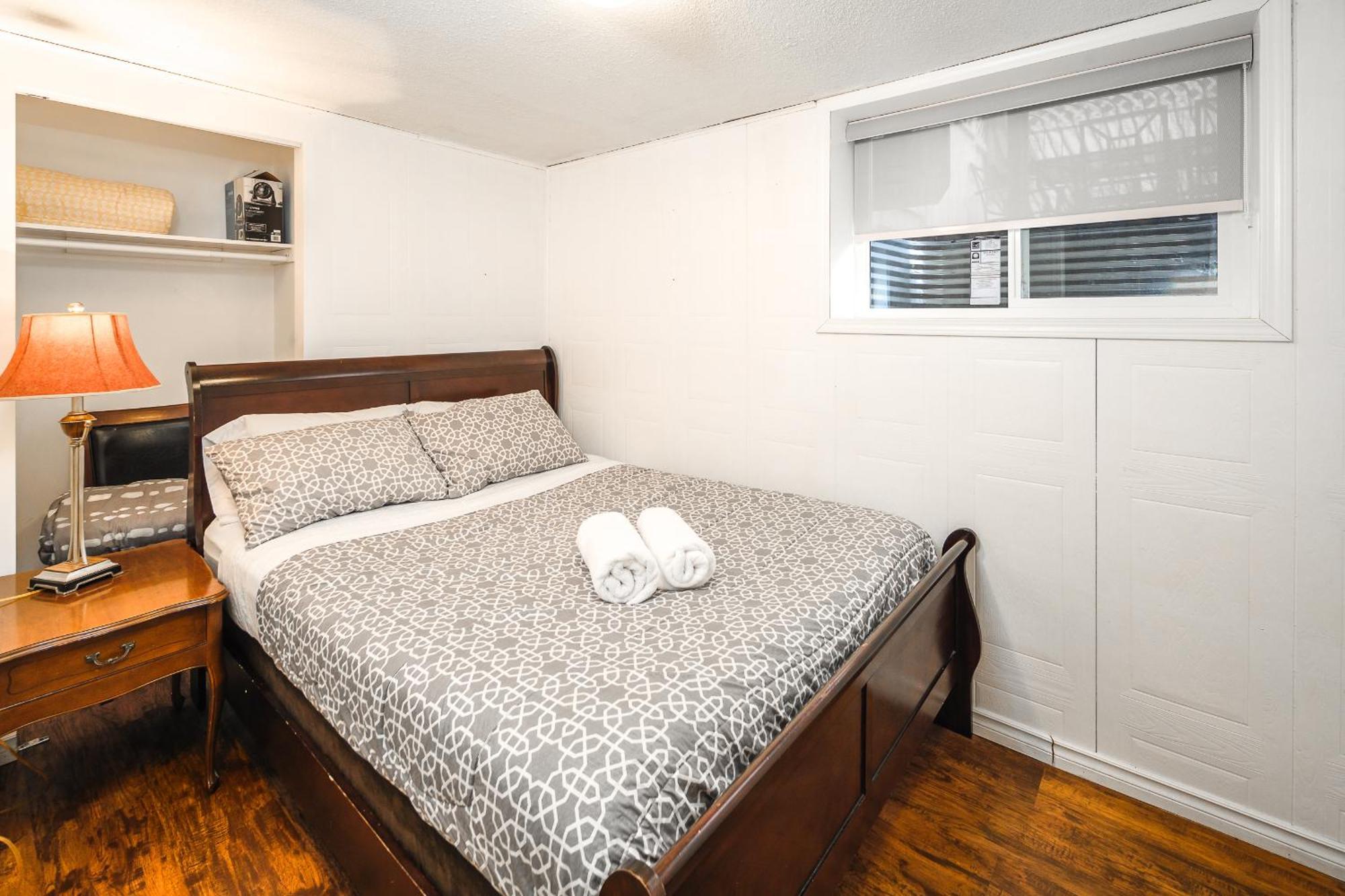 V-home By Heritage Park And Glenmore Reservoir Guest house *